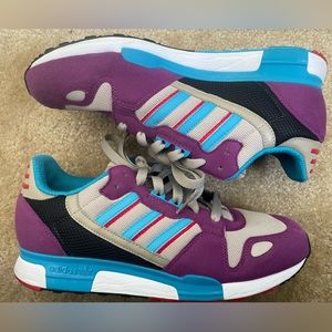 Adidas ZX800 sneakers
